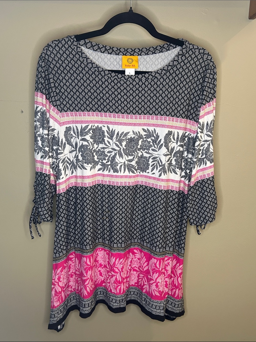 Ruby Rd. Black & White Geometric Knit Top